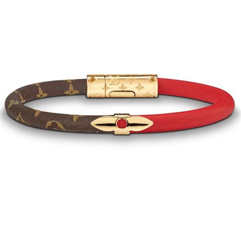 louis vuitton daily confidential bracelet.